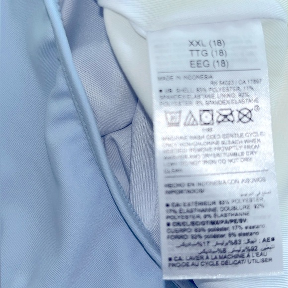 Old Navy Rashguard - Picture 9 of 9